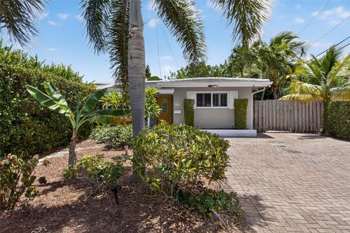 2115 Ne 15th Ave, Wilton Manors, FL, 33305-2306 | Card Image