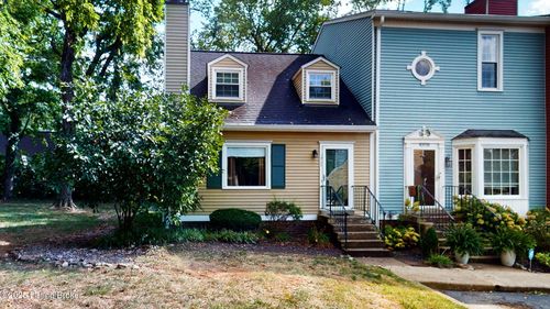 10729 Colonial Woods Ct, Louisville, KY, 40223 | Card Image