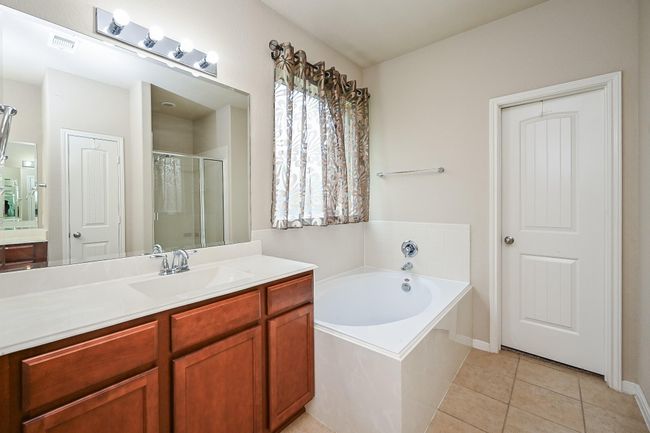 Primary bathroom | Image 28