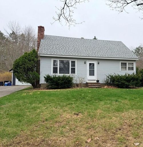 91 Kennebec Road, Hampden, ME, 04444 | Card Image