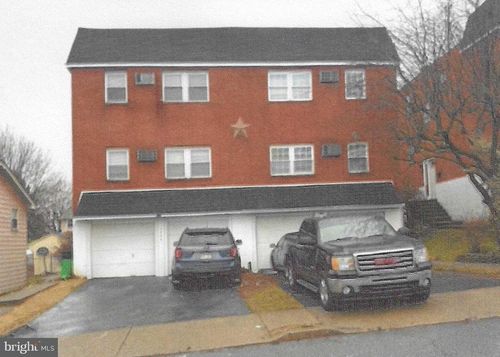 1342 S Howard St, Allentown, PA, 18103-3921 | Card Image