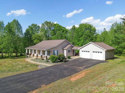 275 Treebark Rd, Statesville, NC, 28625-1262 | Card Image