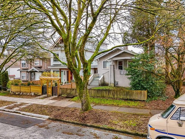 476 E 20 Th Avenue, House other with 4 bedrooms, 2 bathrooms and 2 parking in Vancouver BC | Image 35
