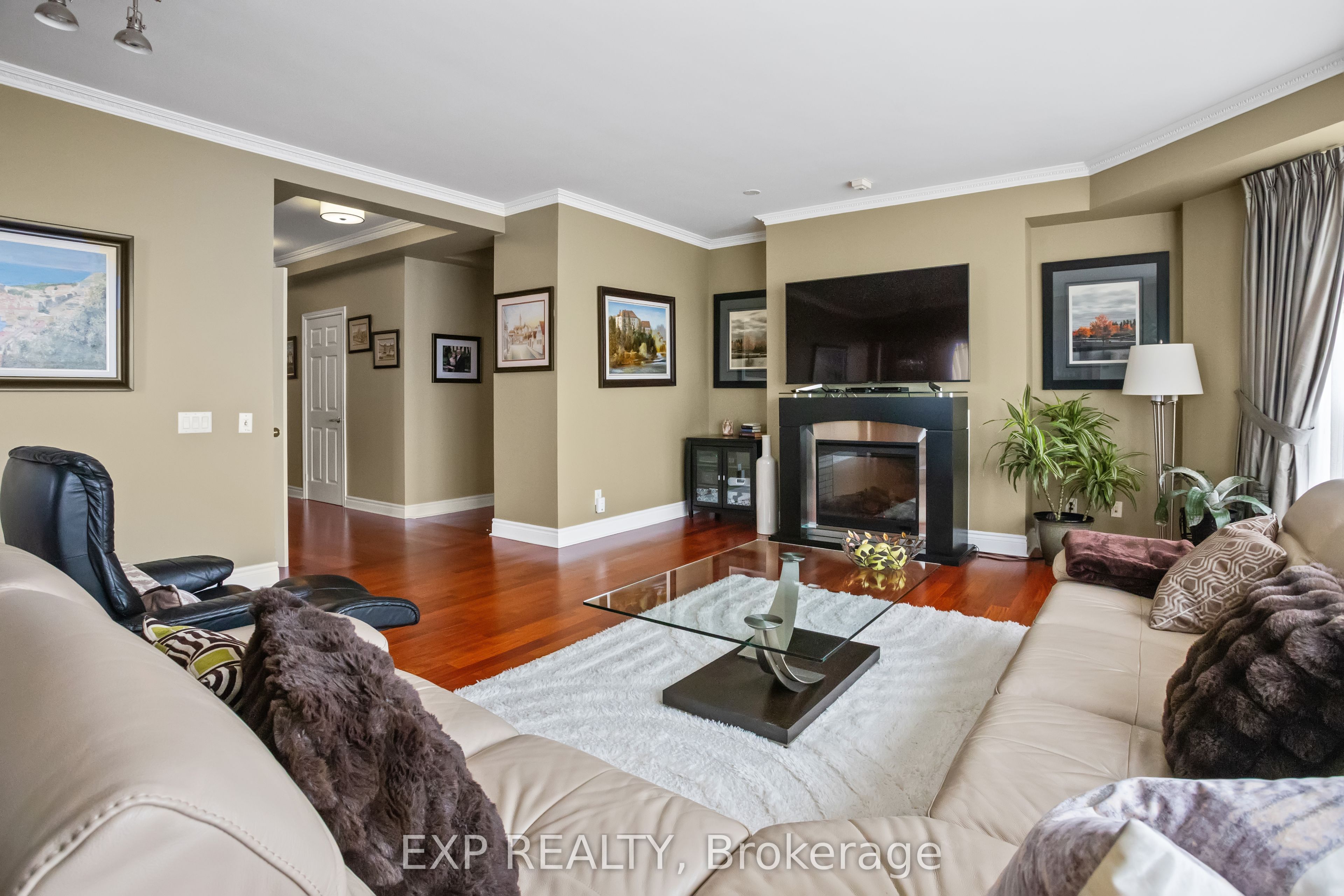 Residential in Mississauga 4