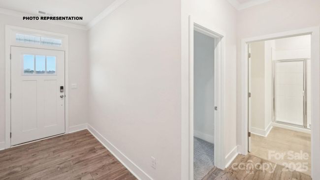 FOYER | Image 4