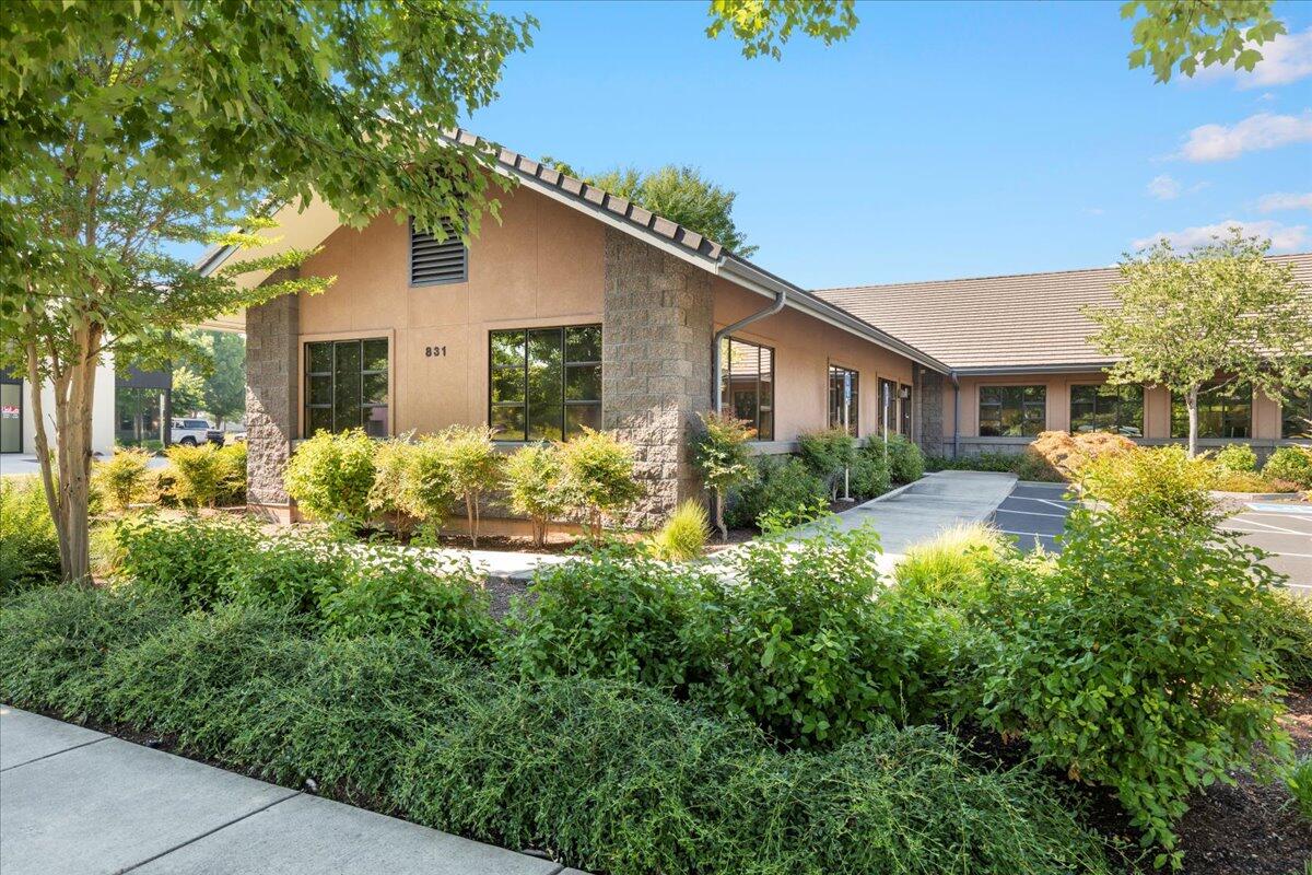Commercial Lease in Medford 5