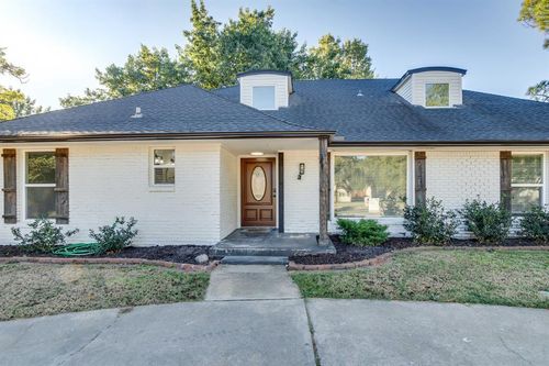 3008 Robin Ridge Road, Oklahoma City, OK, 73120 | Card Image