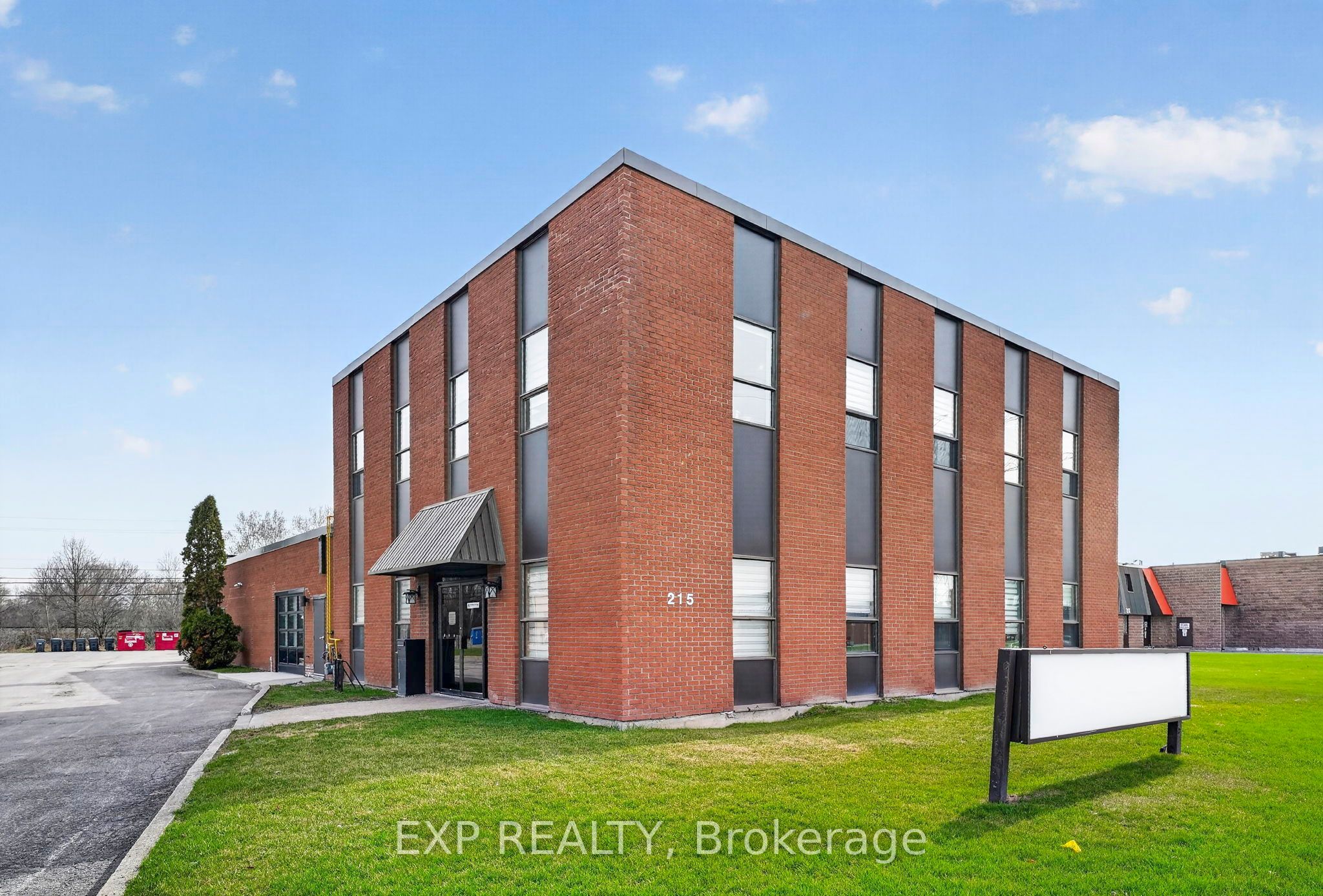 Commercial Sale in Cityview - Parkwoods Hills - Rideau Shore 2