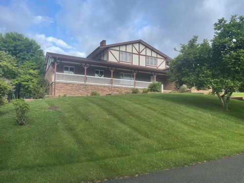 161 Valley Dr, Richlands, VA, 24641-3602 | Card Image