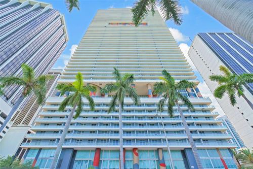2502-50 Biscayne Blvd, Miami, FL, 33132-2905 | Card Image