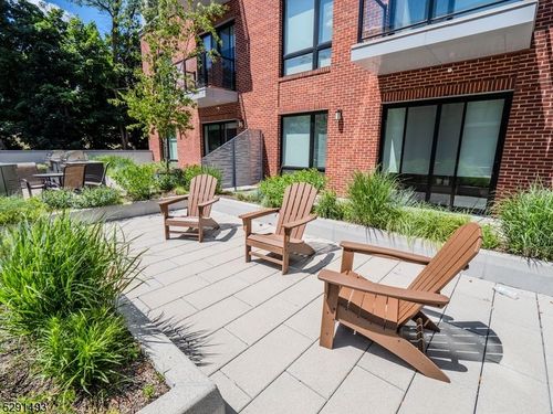 209-173 Morris St, Morristown, NJ, 07960-4332 | Card Image