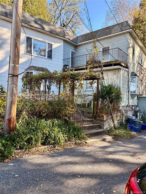 2 Marble Ter, Hastings On Hudson, NY, 10706-2807 | Card Image