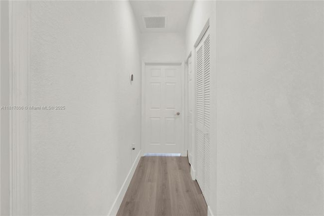279 Se 31 St Ter, House other with 5 bedrooms, 3 bathrooms and null parking in Homestead FL | Image 36