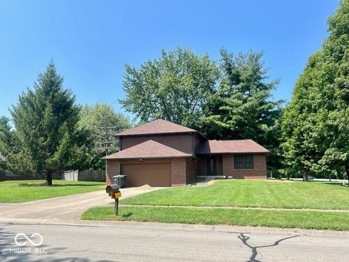 792 Whispering Trl, Greenwood, IN, 46142-1158 | Card Image