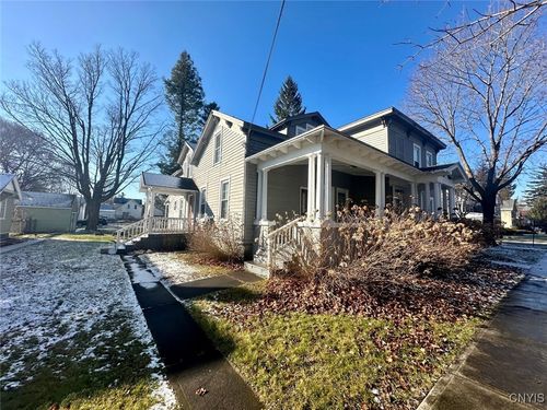 7 N Jefferson St, Carthage, NY, 13619-1722 | Card Image