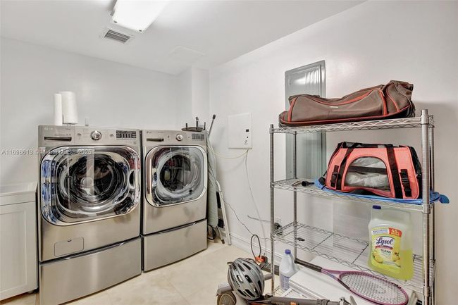 APT-2607 - 3201 Ne 183 Rd St, Condo with 3 bedrooms, 3 bathrooms and null parking in Aventura FL | Image 58