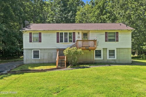 147 Buck Run Dr, Milford, PA, 18337-4424 | Card Image