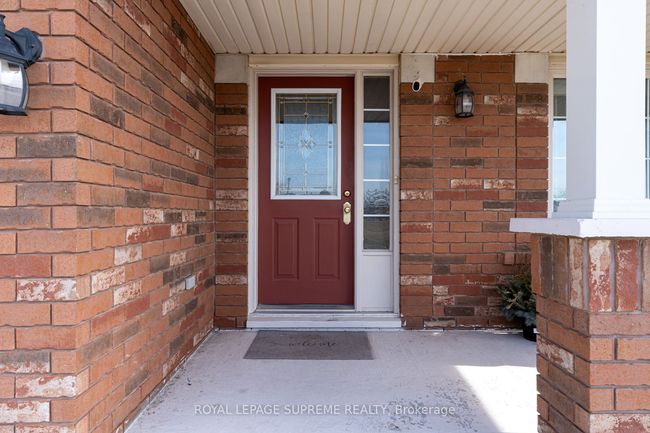433 Trudeau Dr, House other with 3 bedrooms, 3 bathrooms and 2 parking in Milton ON | Image 4