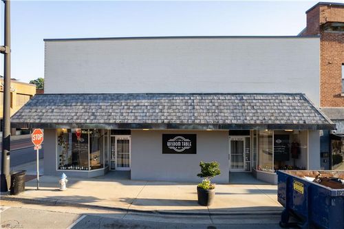 101 E Main St, Elkin, NC, 28621-3428 | Card Image