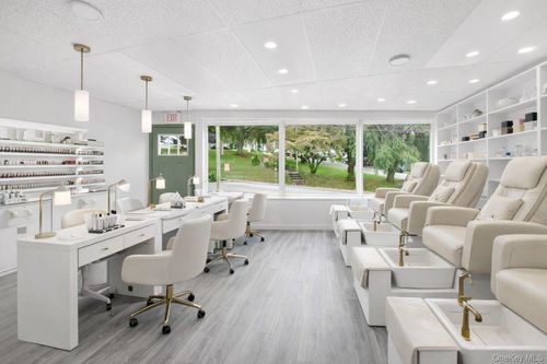 1-53 Lockwood Ave, Yonkers, NY, 10701-5529 | Card Image