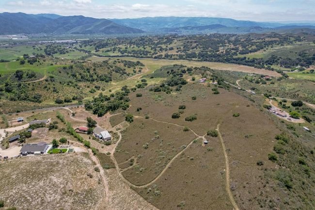 655 Bobcat Springs Rd, House other with 2 bedrooms, 2 bathrooms and null parking in Buellton CA | Image 41