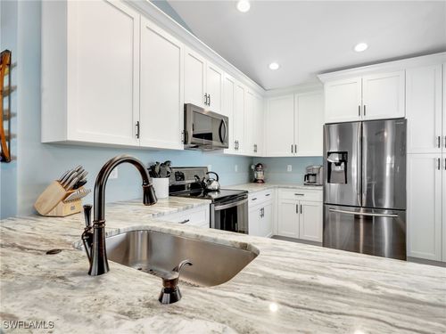 20065 Serene Meadow Ln, ESTERO, FL, 33928-3057 | Card Image