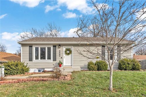 5003 Knox St, Merriam, KS, 66203-1635 | Card Image