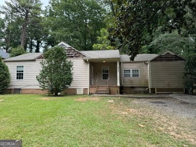 1428 Pinehurst Drive Sw, House other with 3 bedrooms, 2 bathrooms and null parking in Atlanta GA | Image 1