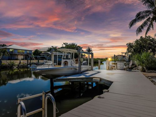 405 Grenada Ave, NAPLES, FL, 34113-8622 | Card Image