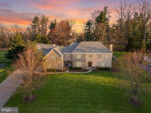 1160 Jefferson Ln, Huntingdon Valley, PA, 19006-6037 | Card Image
