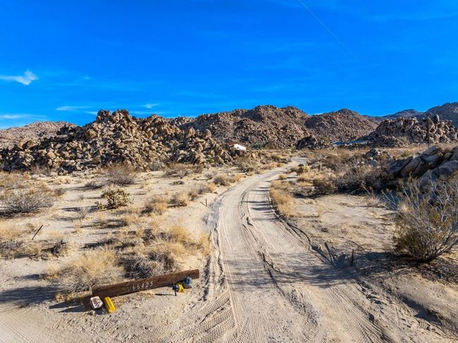 1-web-or-mls-Kud_Foothill_0225_OPMG_001 | Image 30