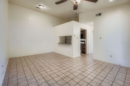 apt-122-1705 Crossing Pl, Austin, TX, 78741-3230 | Card Image