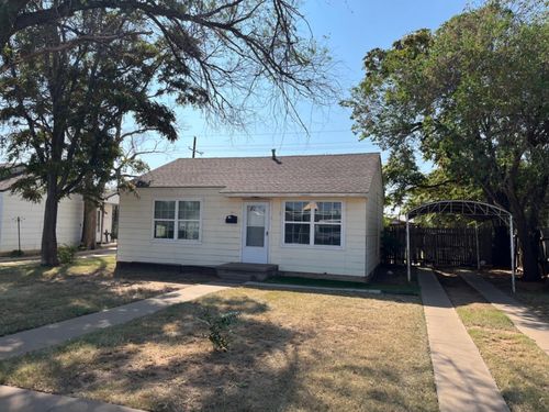 2011 35th St, Lubbock, TX, 79412-1201 | Card Image