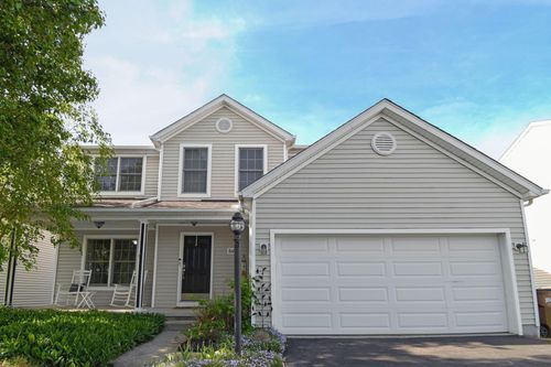 8147 Willow Brook Crossing Dr, Blacklick, OH, 43004-5006 | Card Image