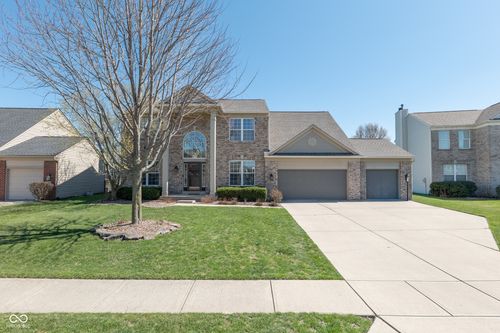 16755 Lakeville Xing, Westfield, IN, 46074-8208 | Card Image