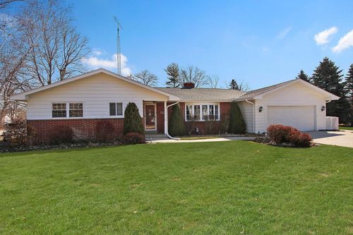 9303 11th Avenue, Pleasant Prairie, WI, 53158 | Card Image