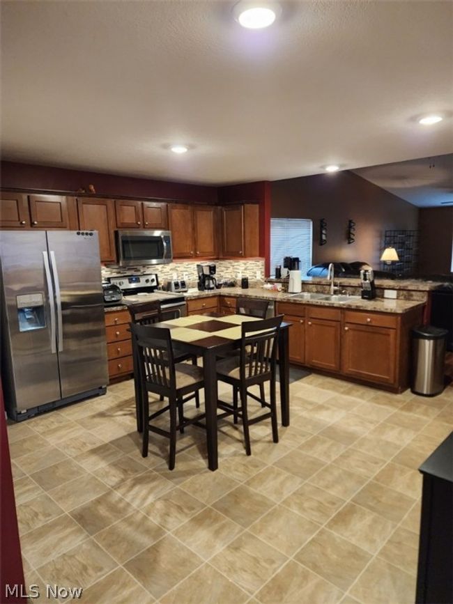 708 Whisper Creek Ln, House other with 2 bedrooms, 2 bathrooms and null parking in Lodi OH | Image 4