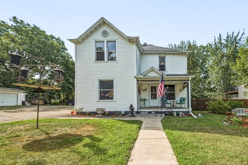 1551 E Madison Street, Eau Claire, WI, 54703 | Card Image