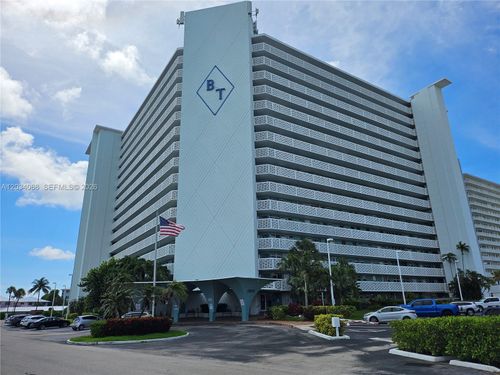 1704-1900 S Ocean Dr, Fort Lauderdale, FL, 33316-3763 | Card Image