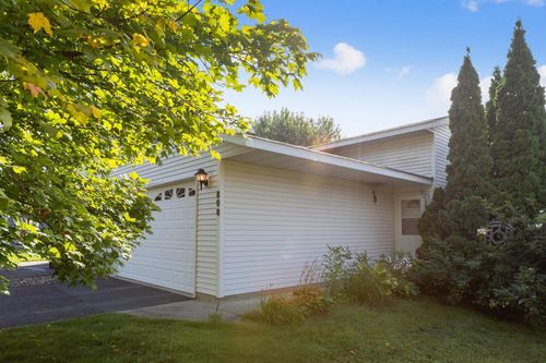 800 Reo Rd, Watertown, MN, 55388-9282 | Card Image