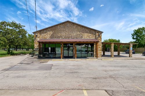 7716 Davis Blvd, North Richland Hills, TX, 76182-7352 | Card Image