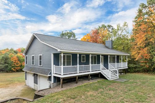 34 Elm St, Effingham, NH, 03882-8208 | Card Image