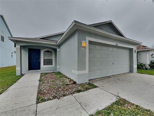 8904 Bridgeford Oaks Dr, TEMPLE TERRACE, FL, 33637-5125 | Card Image
