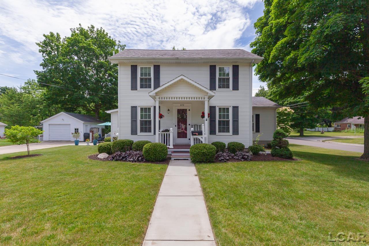 Lincoln Ave, Adrian, MI 49221
