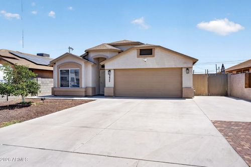 2425 W Maricopa St, Phoenix, AZ, 85009-5818 | Card Image