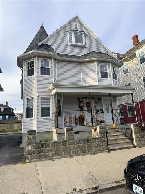 3-29 Marlborough Ave, Providence, RI, 02907-1218 | Card Image