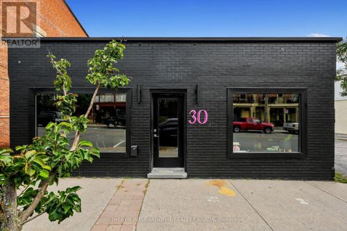 30 Main St, Warkworth, ON, K0K3K0 | Card Image