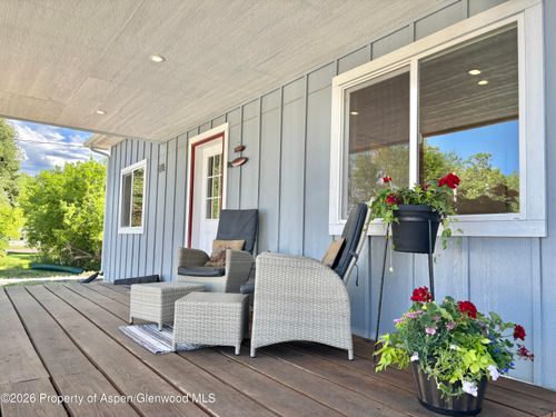 276 Cleveland St, Meeker, CO, 81641-3252 | Card Image