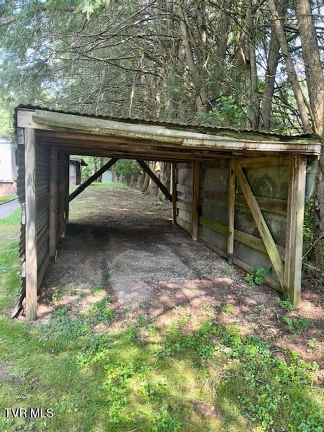 11616 Alfred Cox Dr, House other with 3 bedrooms, 1 bathrooms and null parking in Pound VA | Image 13