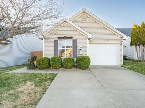 2133 Village Pointe Ct, Owensboro, KY, 42303-4041 | Card Image